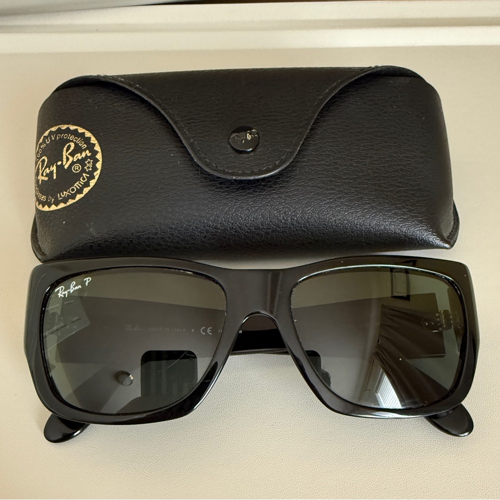 Ray-Ban Glossy Black Sunglasses